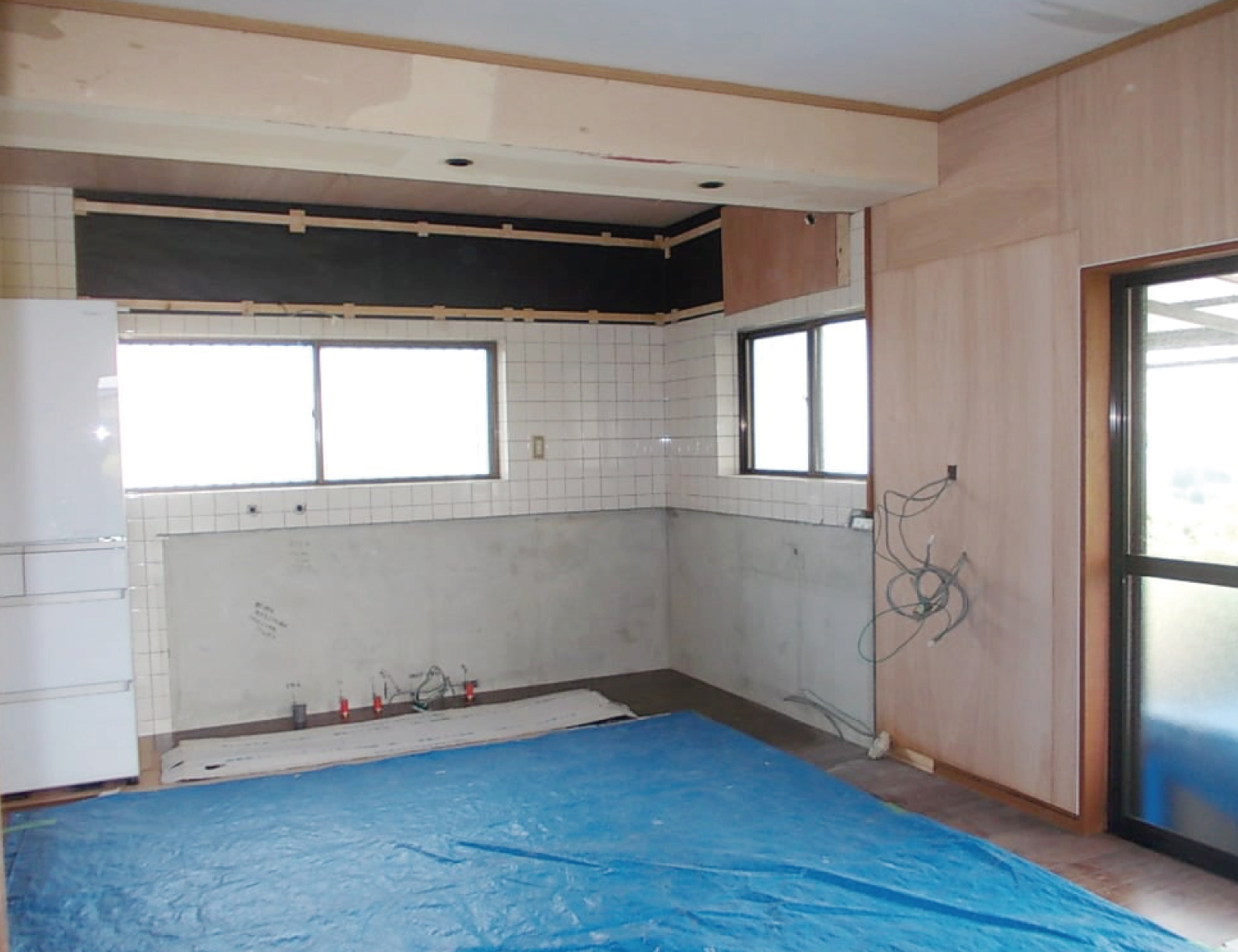 キッチンのリフォームを行なっていきます