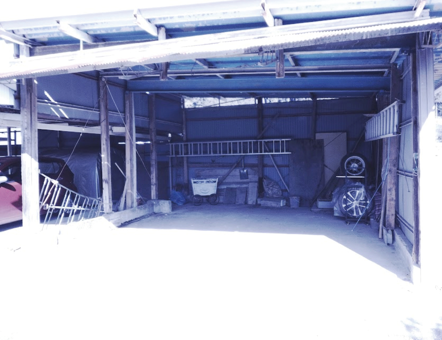 カーポートを新しく設置していきます